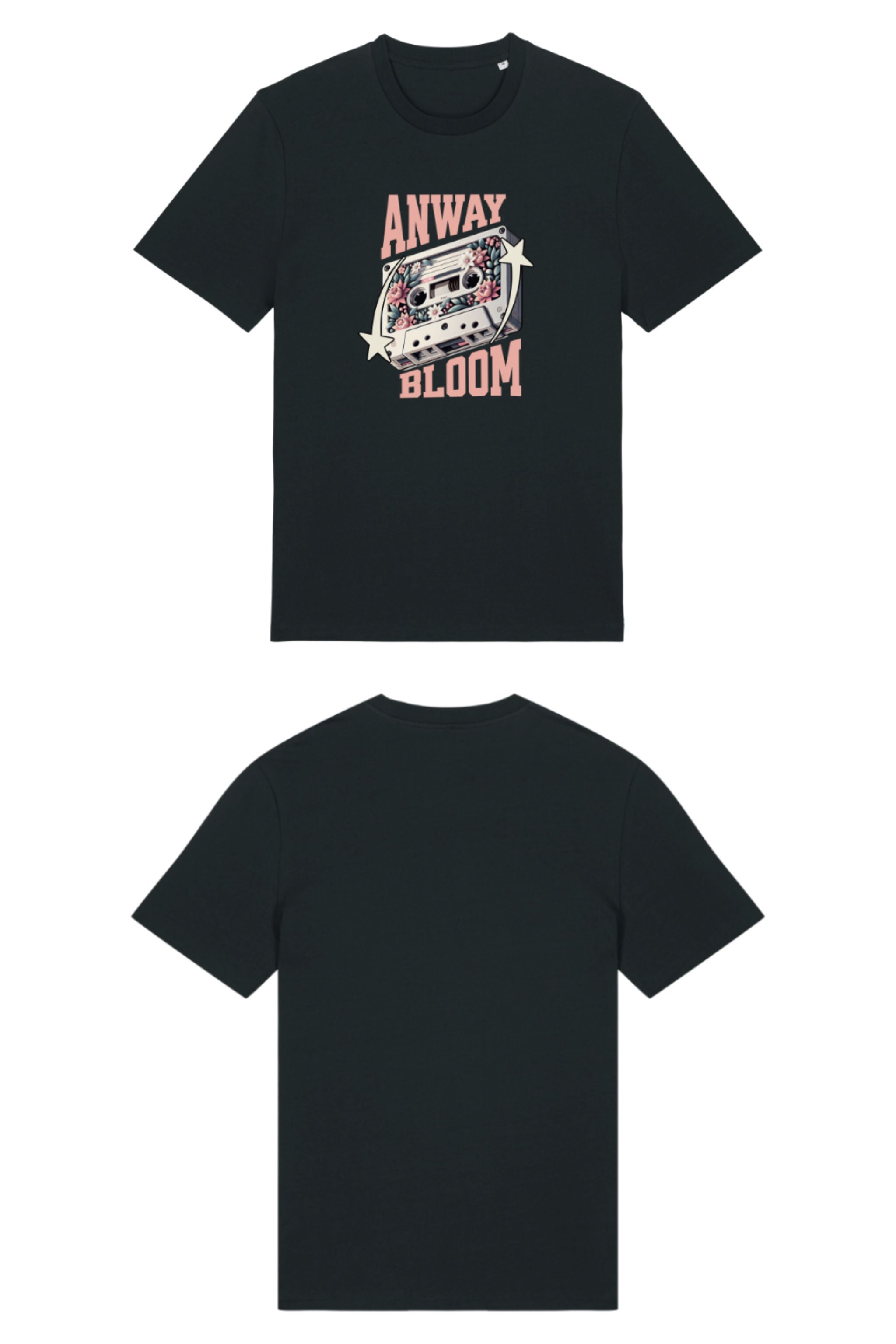 T-Shirt aus 100 % Bio-Baumwolle mit normaler Passform, erhältlich in verschiedenen Farben wie Blue Soul, Cotton Pink, Lavender, Aloe, Weiss und Schwarz. Individuell bedruckbar mit Wunschmotiv. Weiches, angenehm leichtes Material für hohen Tragekomfort. Ideal für einen zeitgemässen, entspannten Look. Als Motiv auf der Vorderseite eine Kassette, dekoriert mit Blumen, eingerahmt von Sternen – Text „ANWAY BLOOM“.
