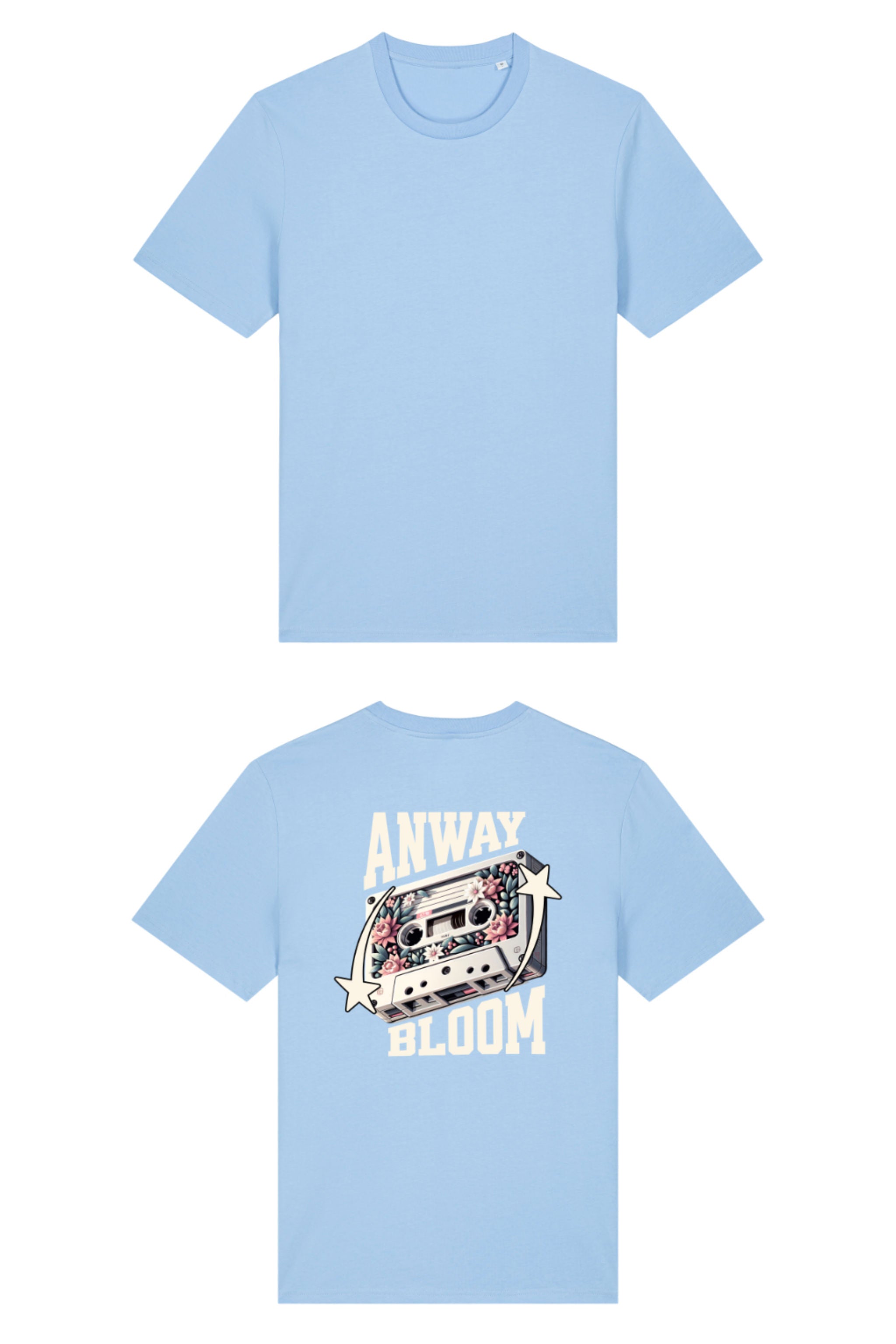 T-Shirt aus 100 % Bio-Baumwolle mit normaler Passform, erhältlich in verschiedenen Farben wie Blue Soul, Cotton Pink, Lavender, Aloe, Weiss und Schwarz. Individuell bedruckbar mit Wunschmotiv. Weiches, angenehm leichtes Material für hohen Tragekomfort. Ideal für einen zeitgemässen, entspannten Look. Als Motiv auf der Rückseite eine Kassette, dekoriert mit Blumen, eingerahmt von Sternen – Text „ANWAY BLOOM“.