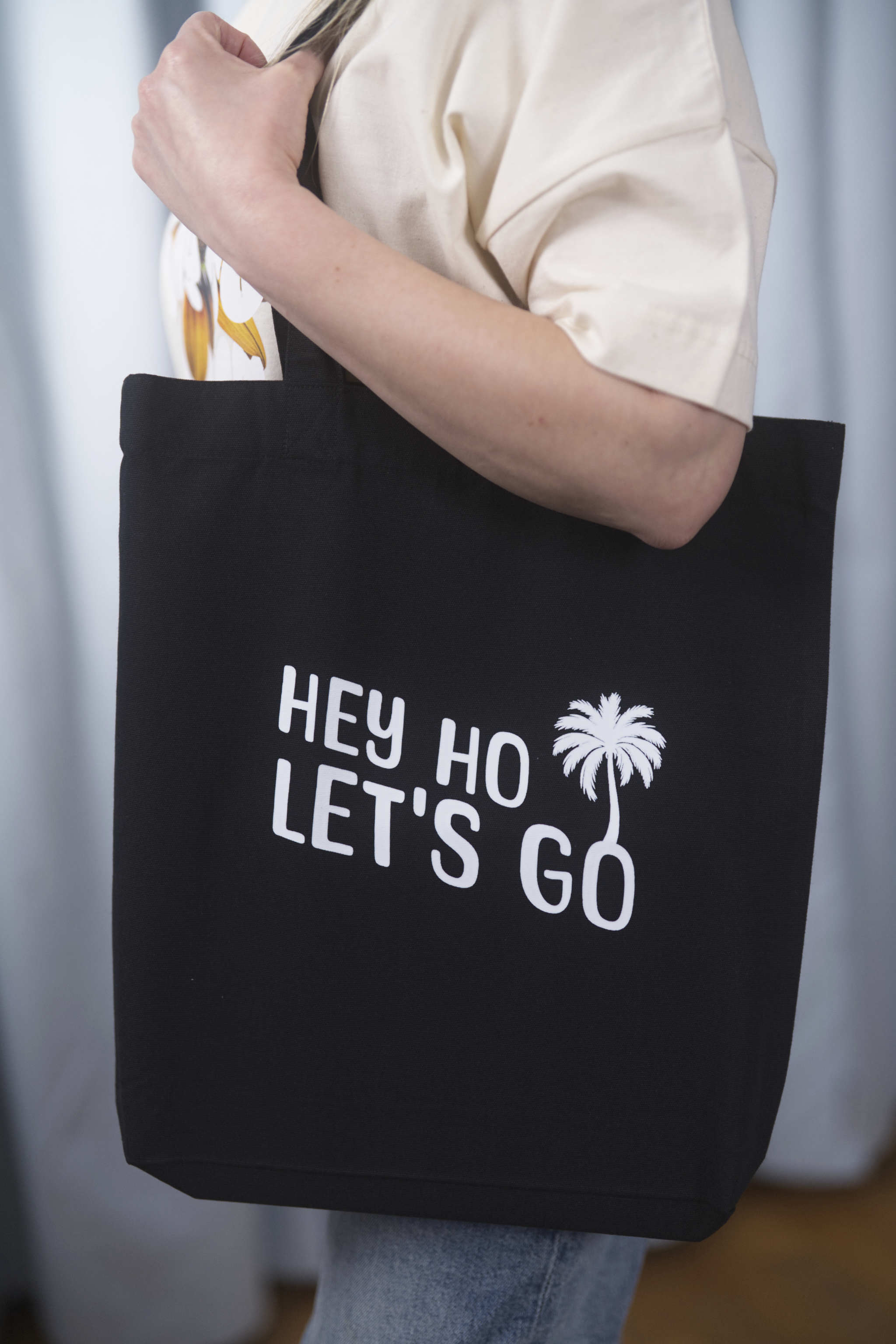 Tote Bag black Tasche schwarz Print Schriftzug Hey Ho Let's go Palme