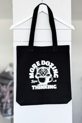 TRAGETASCHE | MORE DOZING LESS THINKING | BLACK